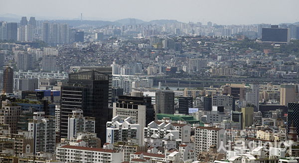지난달 서울 아파트 3.3㎡당 평균 분양가 전월 대비 12.5% 하락했다. 사진=이태구 기자