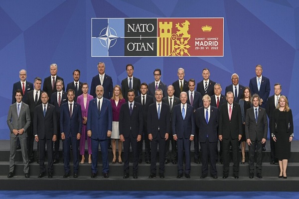 북대서양조약기구(NATO·나토) 회원국 정상들이 스페인 마드리드에서 모여 사진을 찍고 있다. 사진=연합뉴스 제공