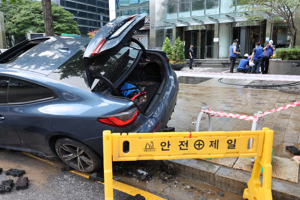 중부지방 일대 8일부터 내린 많은 비로 서울 강남 일대와 경기도, 강원지역 피해가 속출했다. 사진=연합뉴그 제공