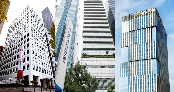 유진투자증권은 MZ세대 대상 건강한 투자문화 조성을 위해 ‘주식차트 파도타기’ 게임을 출시해 고객 관심 끌기에 나섰다. 현대차증권은 마이데이터 서비스에서 실시간으로 디지털자산을 조회할 수 있는 기능을 추가해 이용자의 앱 활용성을 높이는 데 집중했다. 한편 KB증권은 젠스타메이트와 업무협약을 통해 각종 부동산 특성을 고려한 맞춤형 솔루션 제공으로 고객 니즈에 부합하는 성과 달성 및 자산가치 극대화에 더욱 주력할 예정이다. 사진=각 증권사 제공