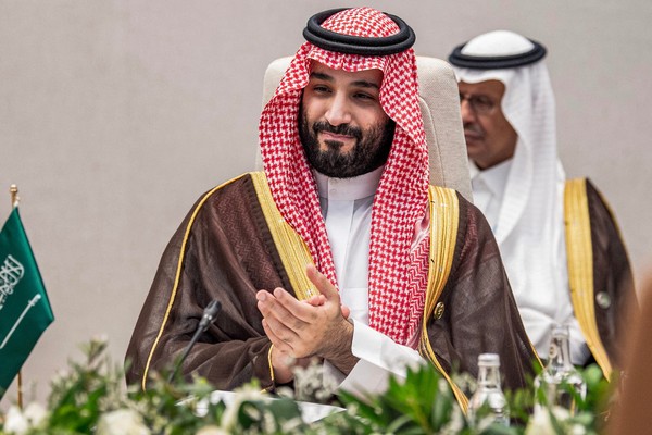 무함마드 빈살만 사우디아라비아 왕세자는 지난달 방한 일정 중 윤 대통령과 국내 기업 총수들을 만나 대규모 투자제안을 받고 총 26건의 MOU를 진행했다. 사진=연합뉴스