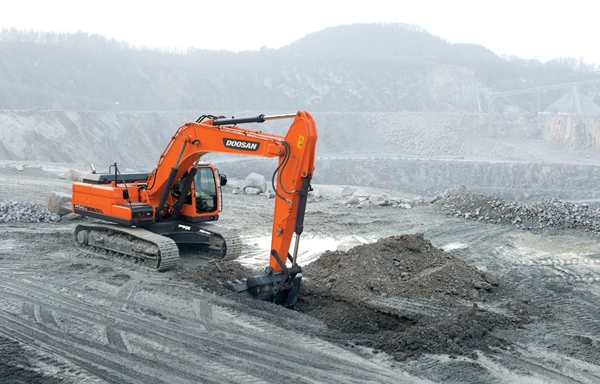 두산 인프라코어가 3년을 이끌어온 소송전을 마무리하고 DICC 지분 20%를 인수한다. 사진=두산인프라코어 제공