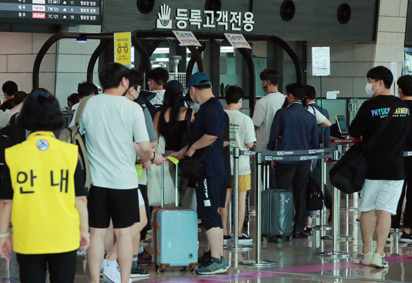 한국공항공사에 따르면 추석 연휴 기간 인천공항을 제외한 국내 14개 공항 여객 수는 131만3895명(일평균 21만8982명)으로 집계됐다. 사진=서울와이어 DB