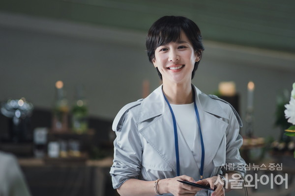 tvN 월화드라마 '하이클래스' 중 '송여울' 역의 배우 조여정 사진=tvN '하이클래스' 제공