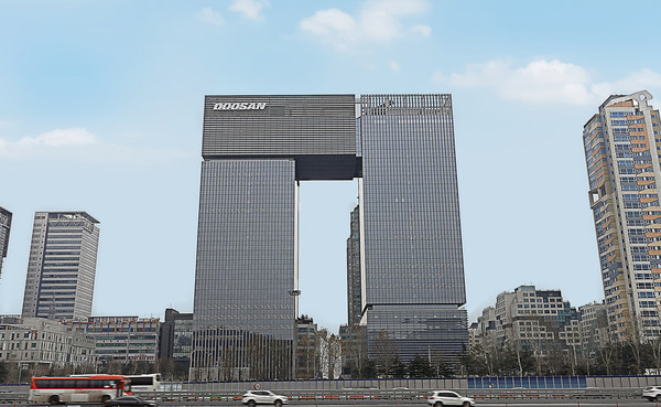 두산중공업의 독일 자회사 두산렌체스는 24일 발주처인 MHKW 비스바덴으로부터 1600억원 규모의 비스바덴 WtE 플랜트의 착수지시서(NTP)를 접수했다. 사진=두산그룹 제공