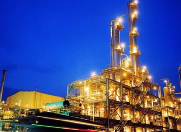 롯데정밀화학이 지난해 암모니아·가성소다 등 산업용 원료의 수요 증가와 경쟁업체의 생산 차질로 연간실적과 분기 실적 모두 최대치를 달성했다. 사진=롯데정밀화학 제공