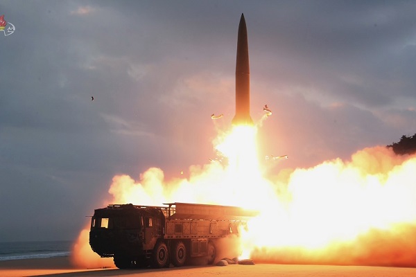 북한이 지난 8~9일 미사일 발사를 위한 콘크리트 토대를 설치한 것으로 추정된다. 사진=연합뉴스 제공