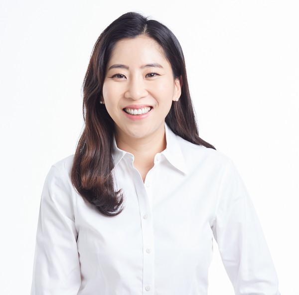 마켓컬리를 운영하는 컬리가 한국거래소에 유가증권시장(KOSPI) 상장 예비심사 신청서를 제출했다고 지난 28일 밝혔다. 사진은 김슬아 컬리 대표. 사진=마켓컬리 제공