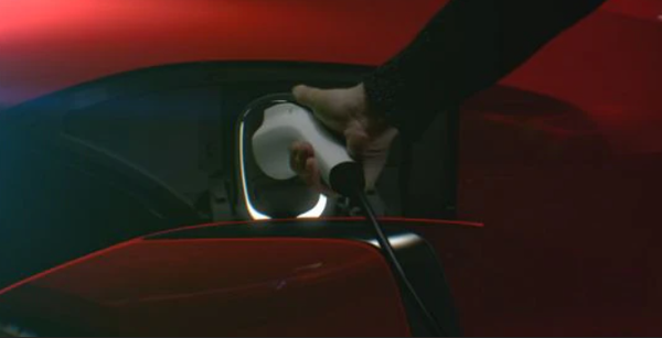 전기차시장 1위 테슬라를 따라잡기 위한 완성차업계의 합종연횡이 본격화됐다. 미국 제너럴모터스(GM)와 일본 혼다는 2027년 중저가 전기차 대량 생산을 위한 전략적 제휴를 맺었다. 사진=제너럴모터스(GM) 공식 홈페이지