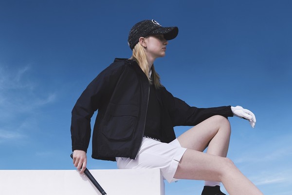 세정그룹 패션 편집숍 웰메이드 여성복 브랜드 데일리스트는 필드에서뿐만 아니라 일상에서도 활용할 수 있는 골프웨어를 추천했다. 사진=세정그룹 제공