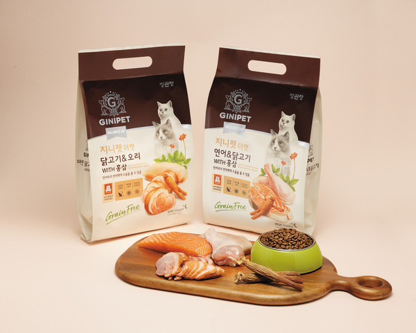 반려동물 건강전문 브랜드 지니펫(GINIPET)이 강아지 사료에 이어 고양이 사료 시장에 진출한다. 사진=지니펫 제공