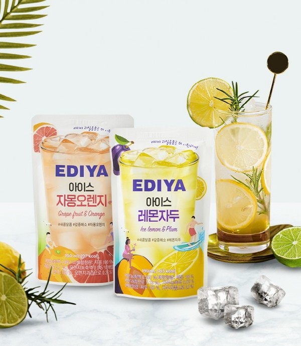 새콤달콤한 과일의 맛 신메뉴 '이디야 아이스' 2종. 사진=이디야 제공