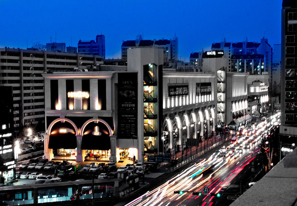 이랜드리테일 대표매장 뉴코아강남점 외관. 사진=이랜드 제공