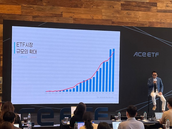 배재규 대표는 “한국투자신탁운용은 진정으로 고객가치를 지향하고 이를 통해 고객의 부를 증진시키는 것을 새로운 임무로 삼았다. 고객에게 가장 효율적이고 합리적인 투자수단을 제공하는 ACE ETF로 이 임무를 시작하고 완성할 것이다"고 포부를 밝혔다. 사진=김민수 기자