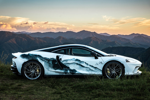 GT는 슈퍼카 특유의 강력한 퍼포먼스와 함께 안락한 승차감, 정밀한 핸들링은 물론 슈퍼카에서는 보기 드문 러기지 스페이스까지 동시에 갖췄다. 사진=맥라렌 서울 제공