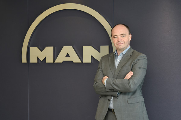 키릴 아게예프 만트럭버스코리아 CSM  부사장은 오랫동안 애프터 세일즈&서비스 분야에서 근무하며 경력을 쌓은 관련 분야 전문가다. 사진=만트럭버스코리아 제공