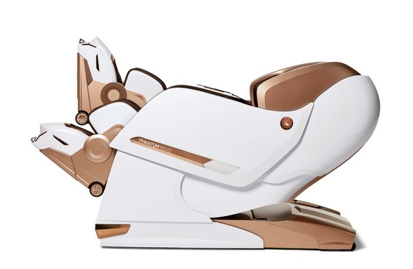 인간공학적 설계가 우수한 국내외 제품에 수여하는 '2022 인간공학 디자인상'에서 바디프랜드 안마의자 ‘팬텀 로보’가 최고 혁신상을 받았다. 사진=바디프랜드