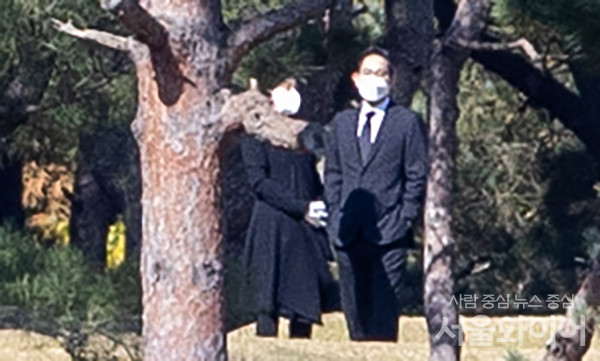 고 이건희 삼성그룹 회장 2주기 추도식에 참석한 이재용 삼성전자 부회장. 사진=이태구 기자