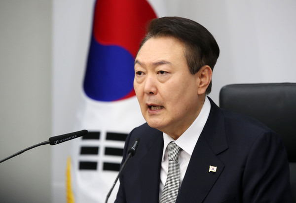 윤석열 대통령이 7일 오전 서울 용산 대통령실 청사에서 재난안전관리체계 점검 및 제도 개선책 논의를 위해 열린 국가안전시스템점검회의에서 발언하고 있다.  / 사진=대통령실통신사진기자단