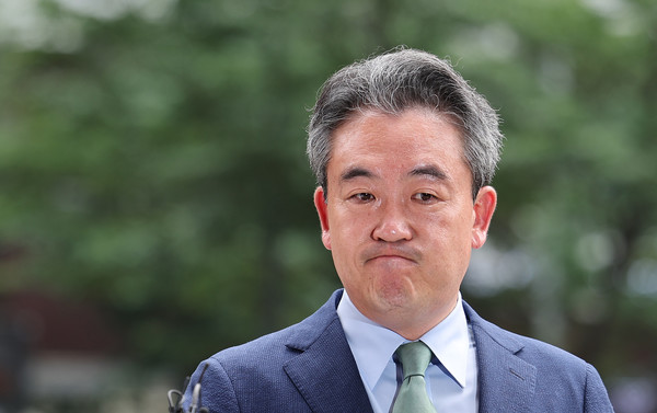 윤희근 경찰청장이 자신의 거취를 암시하는 SNS를 게시하는 등 7일 행안위 이후 입장을 밝힐 것으로 예상된다. 사진=연합뉴스