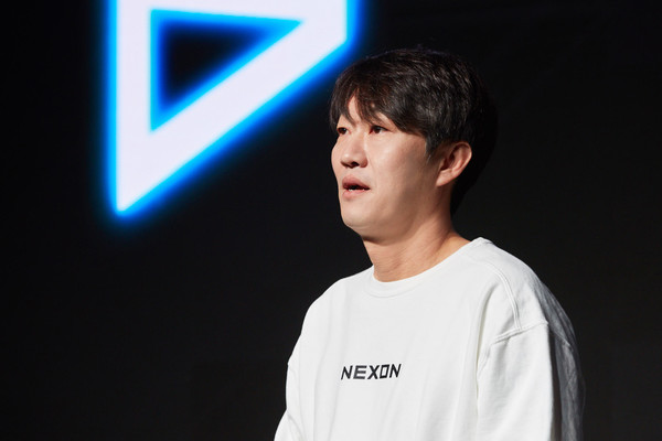 이정헌 넥슨코리아 대표는 비개발자 출신 게임사 CEO다. 4년간 준비한 프로젝트 신작을 필두로 넥슨의 도약을 꿈꾸고 있다. 사진=넥슨 제공