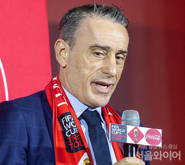 파울루 벤투 감독이 황희찬이 2022 카타르 월드컵 2차전 가나와의 경기에 출전하기 힘들다고 밝혔다. 사진=서울와이어 DB