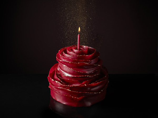 서울신라호텔이 선보인 ‘얼루어링 윈터‘ 케이크. 사진=서울신라호텔 제공