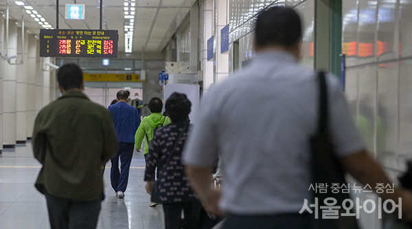 내년부터 대중교통은 물론 전기요금, 가스요금도 오를 전망이다. 사진=서울와이어 DB