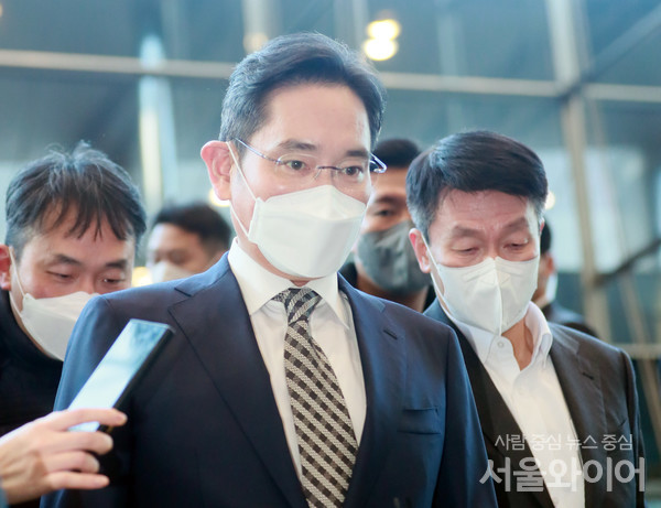 이재용 삼성전자 회장이 지난 2일 오후 서울 삼성동 코엑스에서 열린 경제계 신년인사회에 참석하고 있다. 사진=이태구 기자