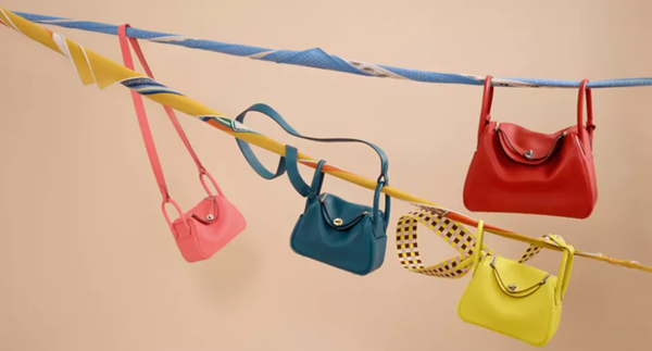 프랑스 럭셔리 브랜드 에르메스가 오는 4일부터 가방·의류 등 제품을 최대 15% 인상한다. 사진은 에르메스 가방 이미지. 사진=에르메스 홈페이지