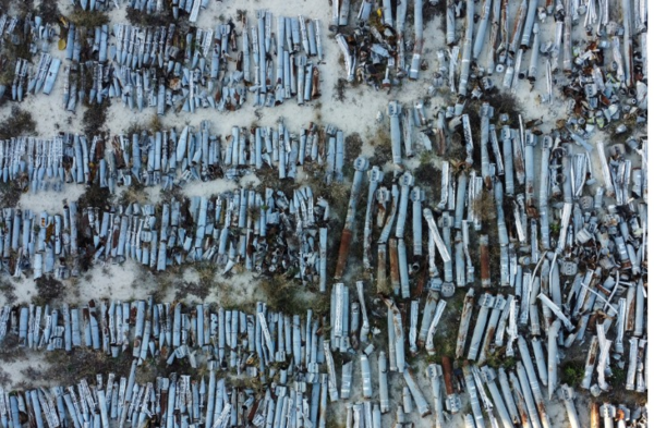 러시아군이 우크라이나 전선에서 퍼부은 포탄 잔해 (로이터=연합뉴스)