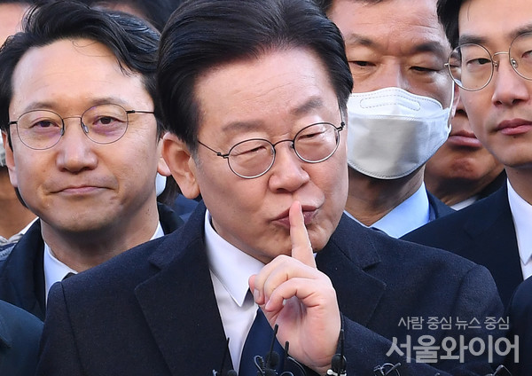 경찰이 이재명 더불어민주당 대표 장남의 성매매 의혹 사건을 재수사한다. 