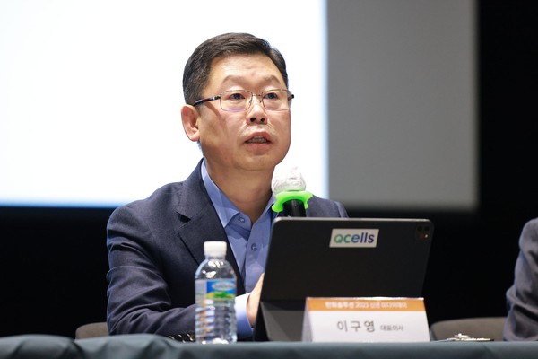 이구영 한화솔루션 대표이사가 이날 시년 미디어데이에 참석해 북미 투자에 대해 설명하고 있다. 사진=이태구 기자