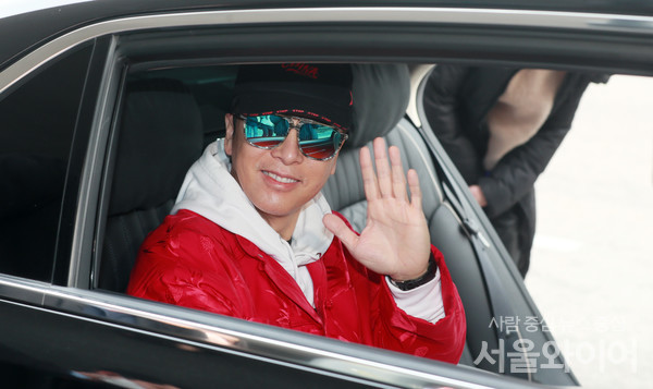 배우 견자단이 영화 홍보차 인천공항을 통해 입국했다.