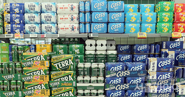 서울시내 대형마트 맥주 코너에 상품이 진열돼 있다. 사진=서울와이어 DB