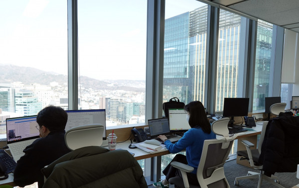 CJ대한통운이 조직문화 혁신 차원에서 자유좌석제, 페이퍼리스 회의 등을 도입했다고 2일 밝혔다. 사진=CJ대한통운 제공