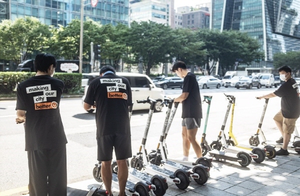 지난해 8월부터 진행한 스윙의 ‘make our city better’ 캠페인. 사진=스윙 제공