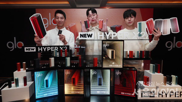 BAT로스만스가 글로 하이퍼 X2를 출시했다.