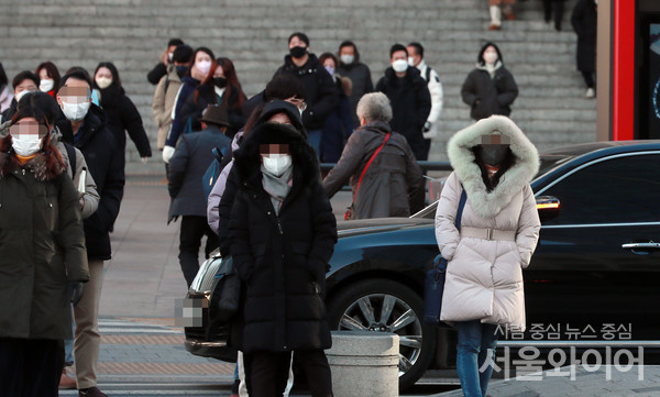 입춘이 지났으나 아직까지 쌀쌀한 날씨가 이어지면서 출근길 한파가 예상된다. 사진=서울와이어 DB