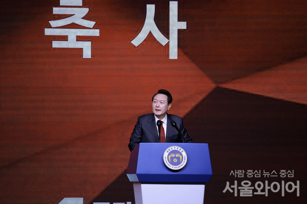 윤석열 대통령이 수도권에 300조원 규모 반도체 클러스트를 구축하겠다고 밝혔다. 사진=서울와이어 DB