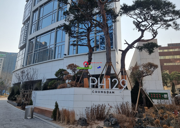 올해 전국 최고 매매가를 기록한 더펜트하우스 청담(PH129)의 보유세에 대한 관심이 쏠리고 있다. 사진=PH129 견본주택방문 홈페이지