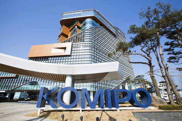 한국중부발전이 2023년 4직급 직원(신입, 경력)채용모집 공고를 올렸다. 중부발전은 이를 통해 우수인재를 선발하는 동시에 청년 취업난 해소에도 적극 기여할 방침이라고 강조했다. 사진=중부발전 제공