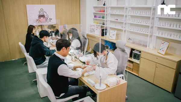 엔씨소프트가 14일 장애인 근로자 고용과 직원 복지를 위해 '네일케어룸'을 신설했다. 사진=엔씨소프트 제공