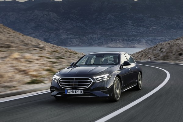 더 뉴 E-클래스 익스클루시브. 사진=벤츠코리아 제공