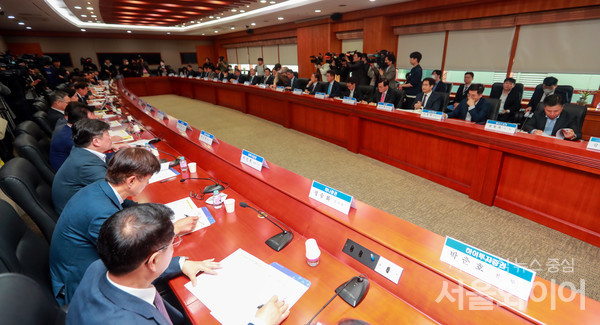 함용일 금감원 자본시장 부원장 28일 서울 여의도동 한국금융투자협회에서 금융감독원, 국내 증권사 최고경영자(CEO) 현안 간담회에 참석 발언하고 있다.