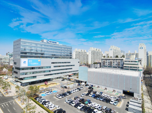 박진식 혜원의료재단 세종병원 이사장은 “최신 장비 도입은 환자의 질병을 신속히 알아내고, 이를 성공적으로 치료하기 위한 필수 불가결한 조건”이라며 “앞으로도 최신 장비 도입에 투자를 아끼지 않겠다”고 말했다. 사진=인천세종병원 제공