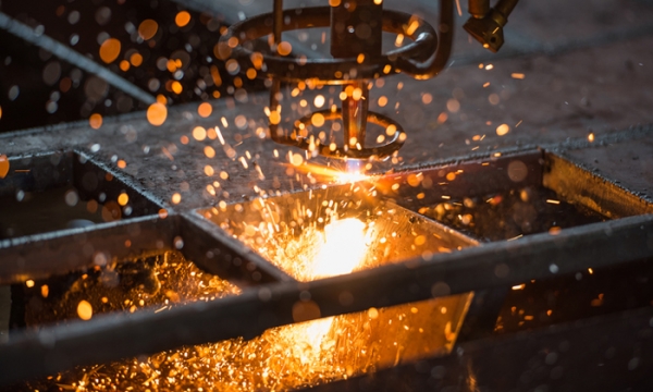 미중갈등으로 산업계 기업들이 눈치싸움을 벌이고 있다. 사진=서울와이어 DB