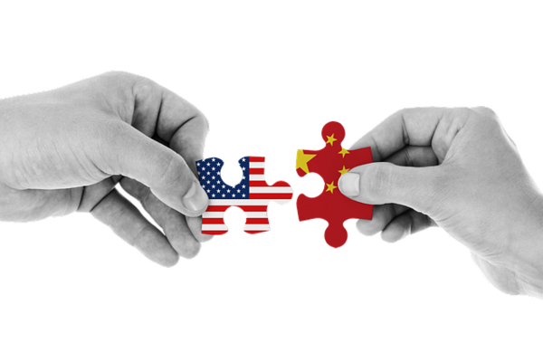 계속되는 미국과 중국 간 무역갈등이 ‘신냉전’ 위기로 치닫으면서 유통업계의 고민이 커지고 있다. 사진=픽사베이