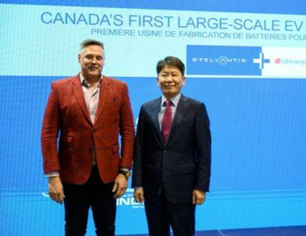 LG엔솔-스텔란티스, 지난해 3월 캐나다 합작공장 발표. 사진=연합뉴스