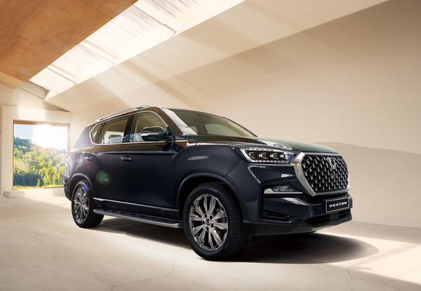 '렉스턴 뉴 아레나' 정측면. 사진=KG모빌리티 제공 